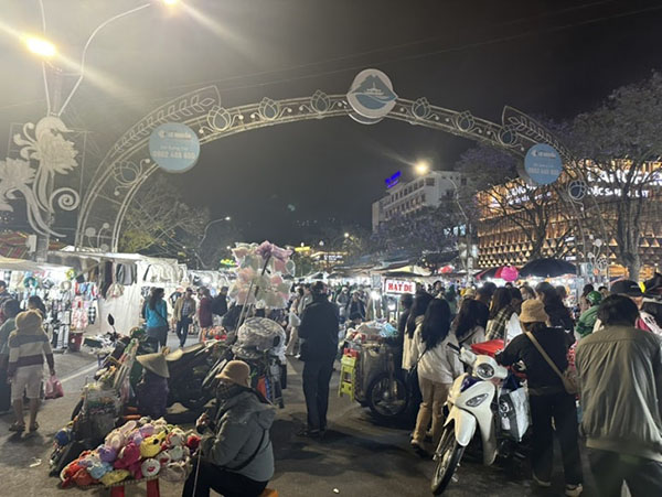 7da68f31877b7637c3b4657b627ed66d_1764738716_1254.jpg 7da68f31877b7637c3b4657b627ed66d_1764738716_1254.jpg